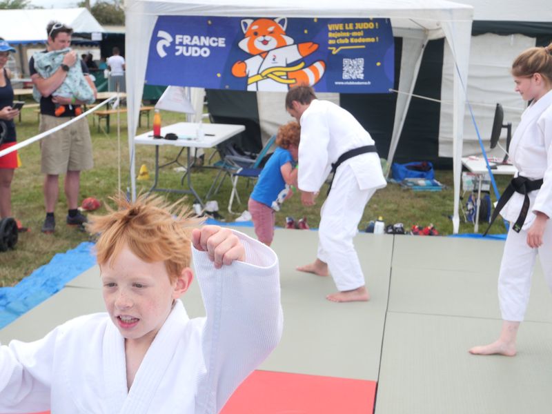 images/image_f6923cff2942.jpg